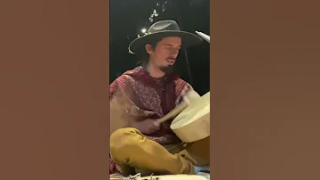 Travail Avec Le Tambour 