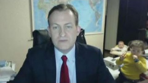 Shillue: Dad interrupted by kids is a hero