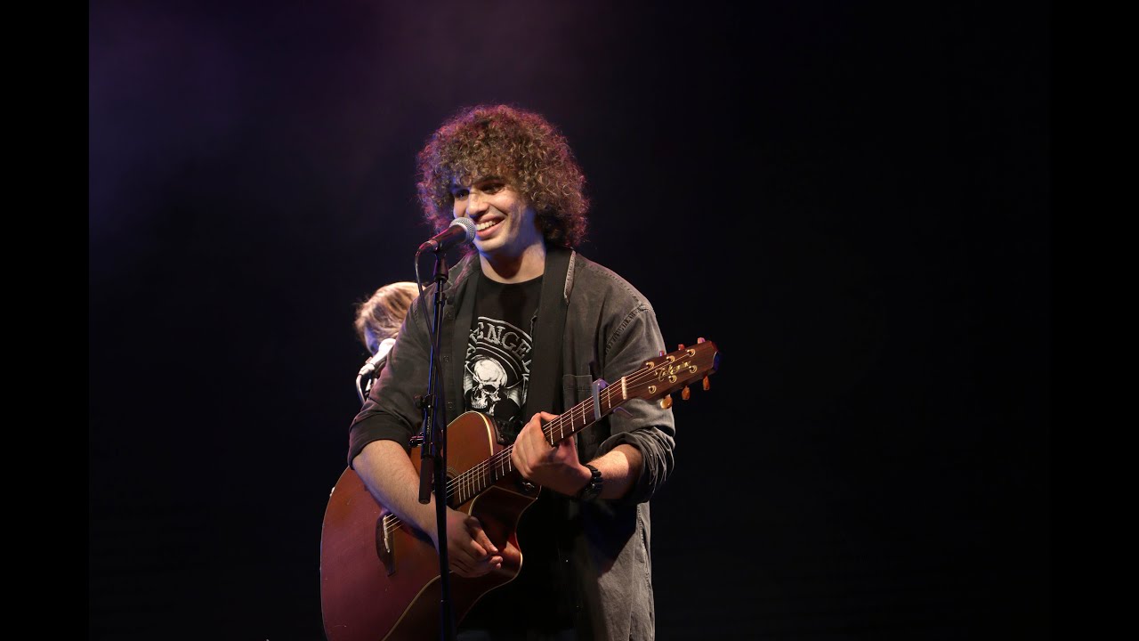 דניאל עמית - פלא (מתוך מופע ההשקה בבית היוצר)