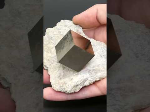 Video: Ist Metall ein Gestein oder ein Mineral?