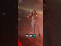 🟡 Nicki Minaj: Stage Presence That Captivates