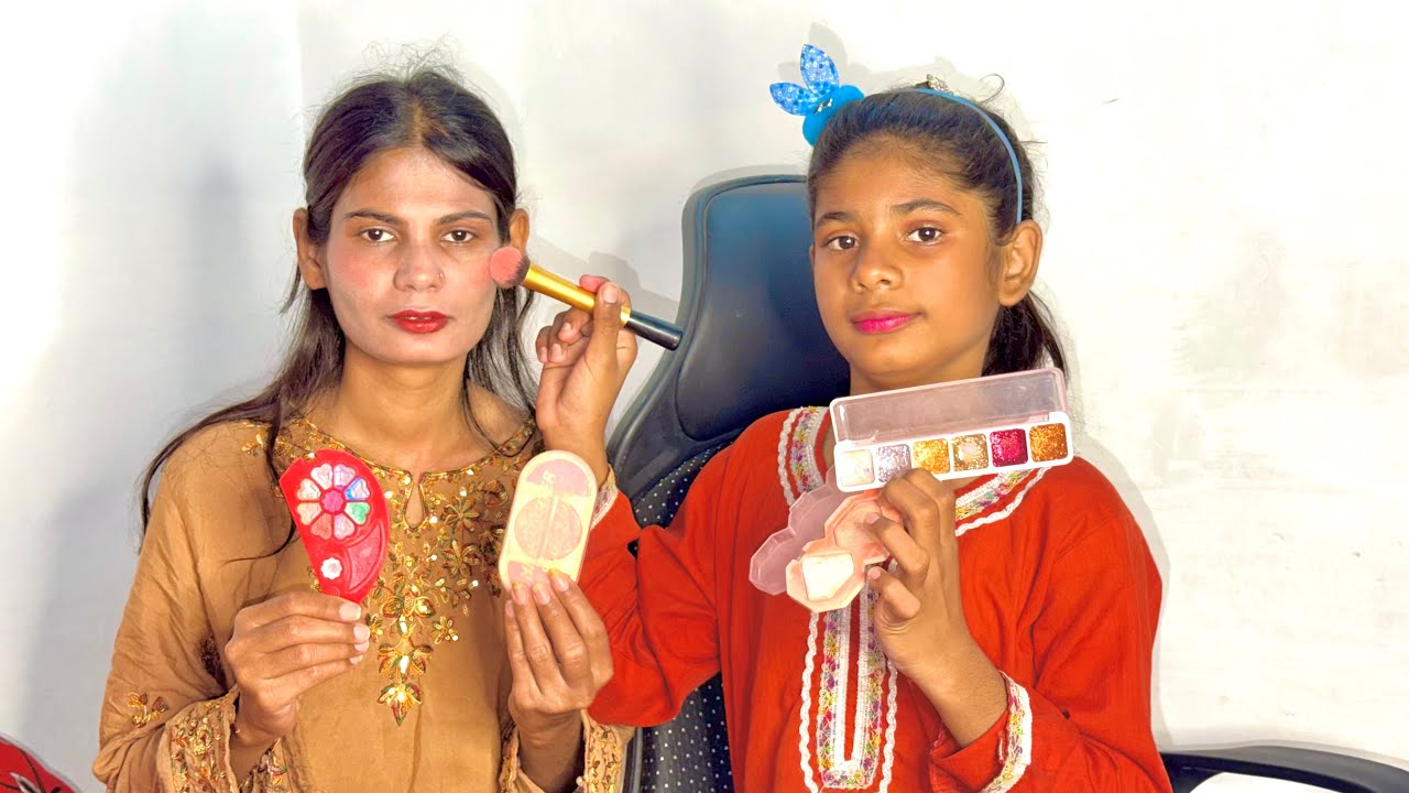 ASMR My Friend Makeup 💄 