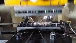 沖壓連續模自動化生產