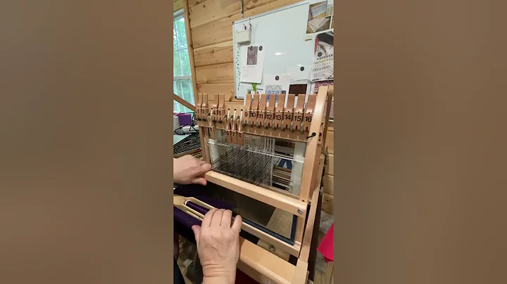 Using IWeaveIt with treadle tracker