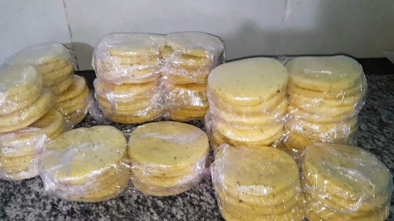 دخلوا تشوفوا طريقتي ف(les pàtes) ديال البيتزا😋 بالمشطة😲 من عند المحترفة إكرام👍💪