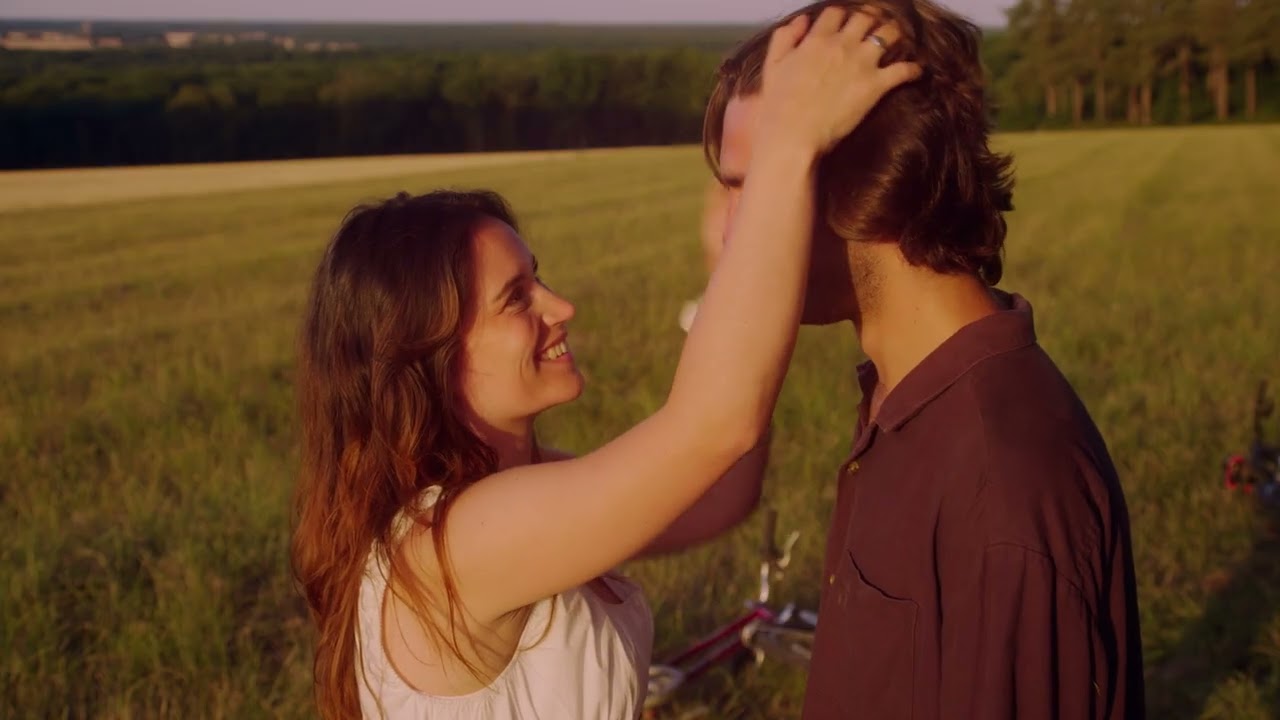 PASSAGER CLANDESTIN par Sel on the moon & Dom Prévost [Clip]
