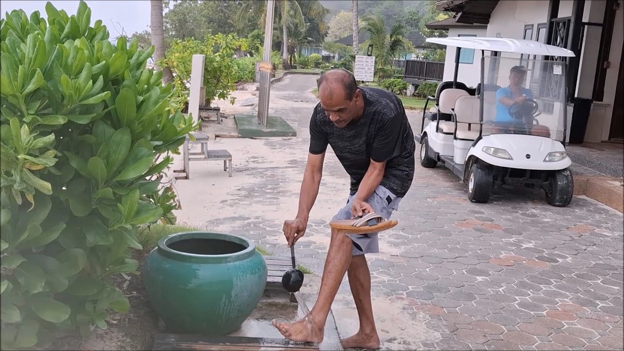 تايلند جزيرة في في منتجع هولدي رزورت PHI PHI HOLIDAY RESORT THAILAND