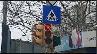 Inimioare în intersecţiile din Constanţa, cu ocazia Zilei Îndrăgostiţilor
