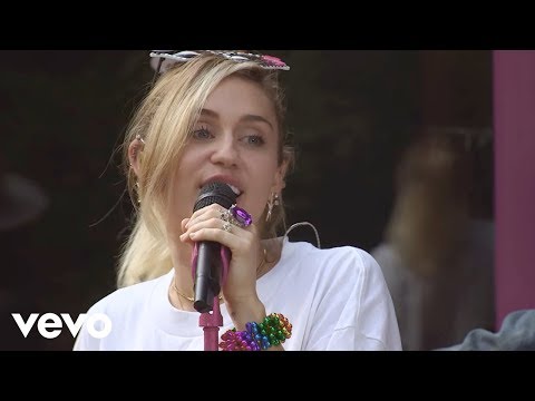 Miley Cyrus - See You Again In The Live Lounge