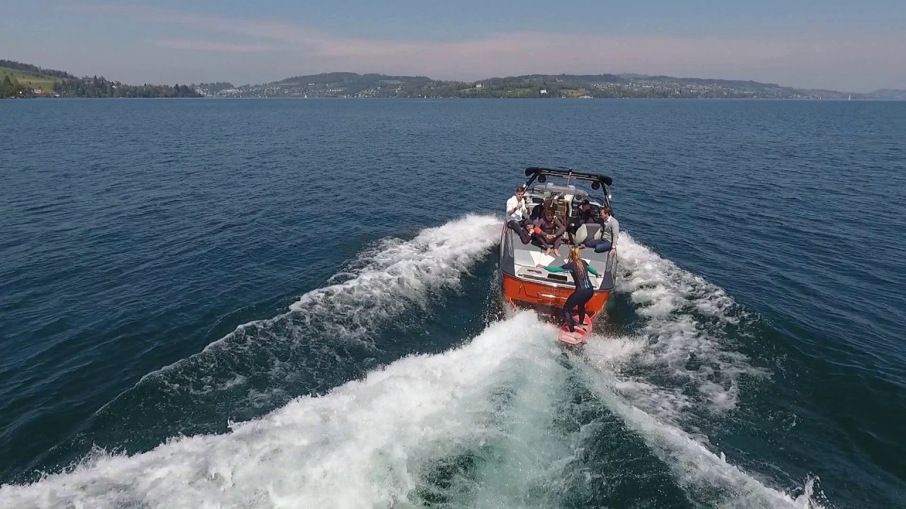 Moomba Helix 2017 von Moomba-Wasserport.ch