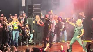 Bret Michaels and Dee Snider - We're Not Gonna Take It - M3 Rock Festival 2024