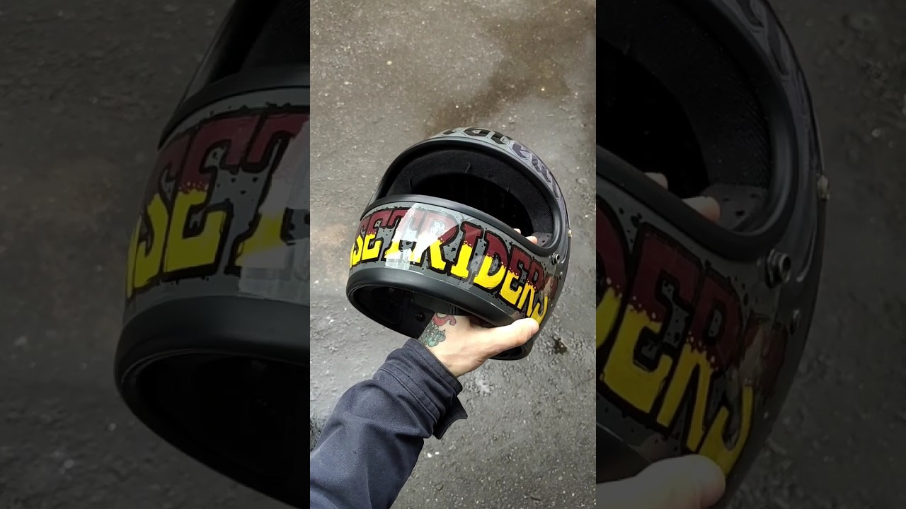 Мотошлем Biltwell Gringo S расписан вручную, покрыт лаком, отполирован!