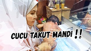 Mandi baby cara Bonda !