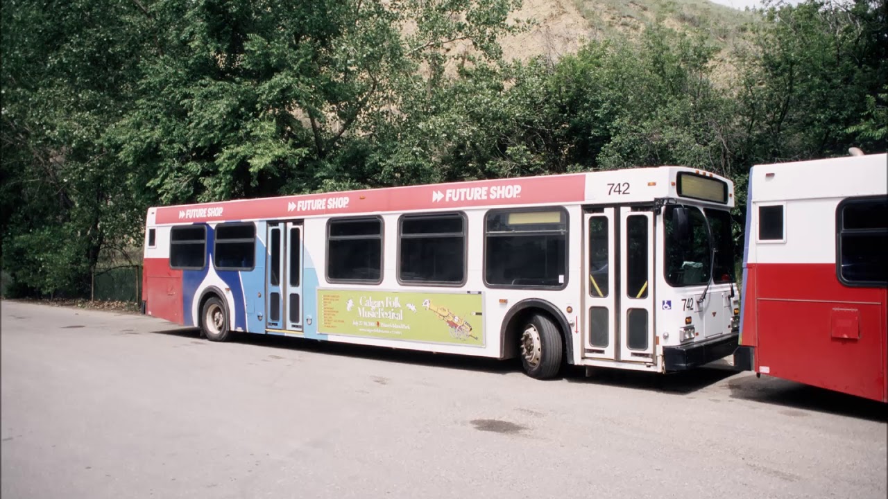 Medicine Hat Transit 742 2002 New Flyer D40LF YouTube