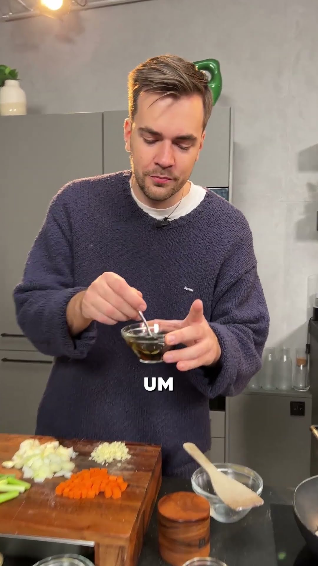 Gebratene Nudeln besser als vom Lieferservice 🥡🤤 - YouTube