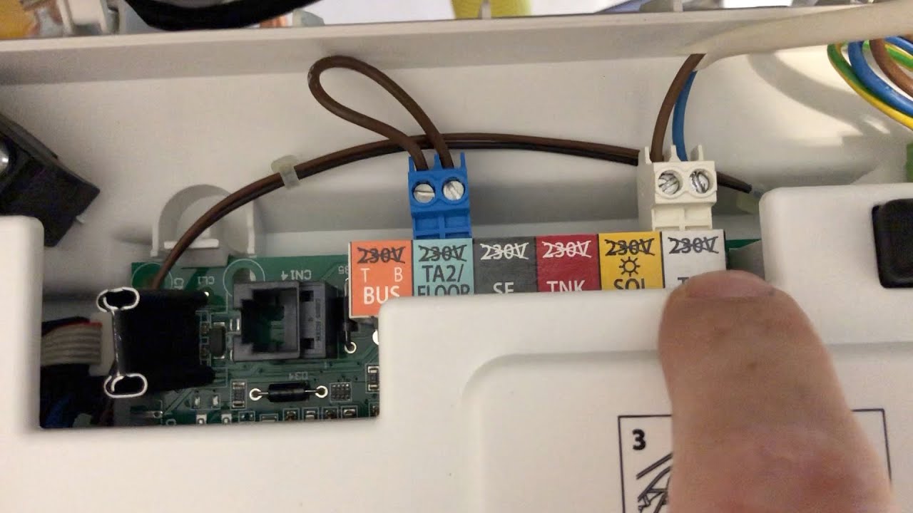 Ariston Alteas One Net, where the room thermostat is mounted, where it is  connected, to which termin - YouTube