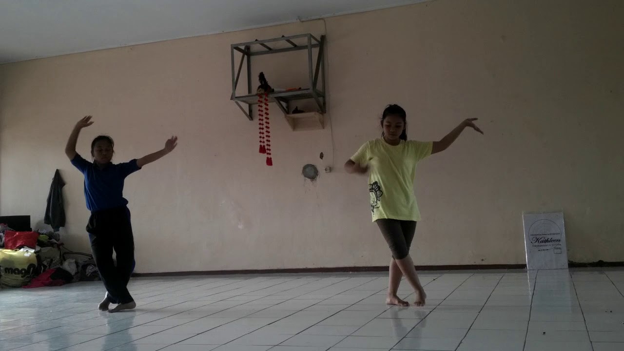 Jaipong Ronggeng Nyentrik