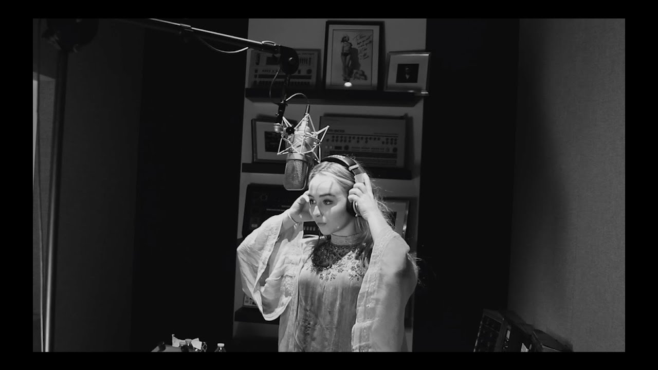 Adele - Hello (Cover by Sabrina Carpenter)