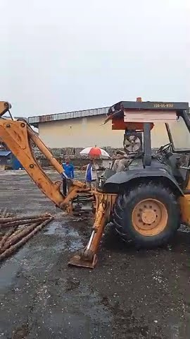 Unloading Bakau pile by machine #mankianhardware #piles #bakau #hardware #construction #deliveryboy