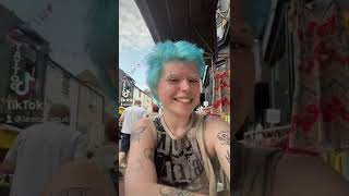 Celebrity complimenting strangers!! Net Worth