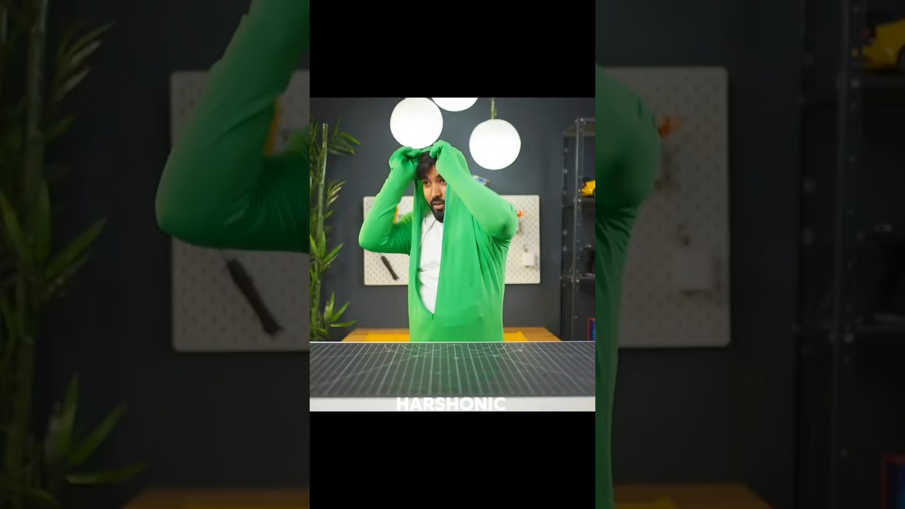 green screen se gayab hogaya 😂🤣