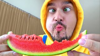 تحدي عض هذا الإيموجي!Squishy Food VS Real Food Challenge with Nastya and Daddy