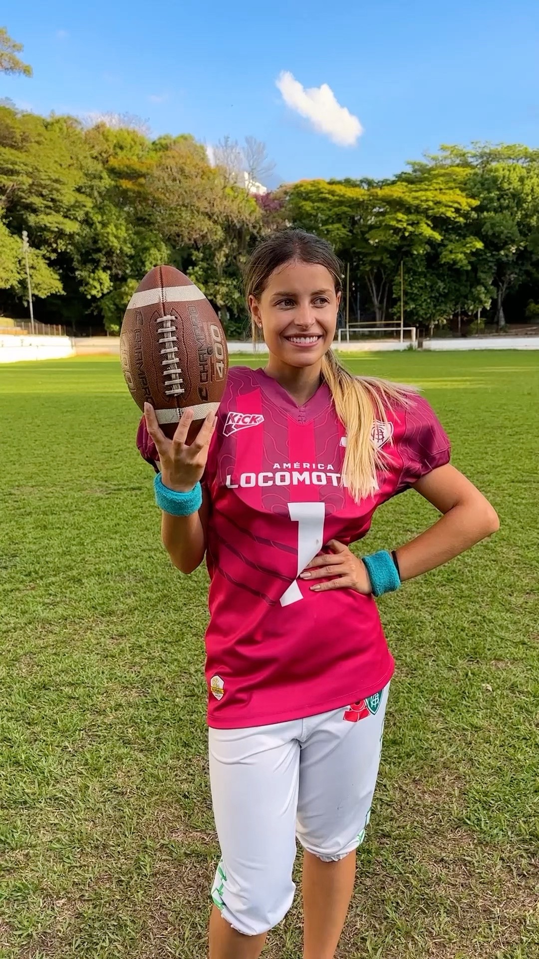 AMERICAN FOOTBALL !!!