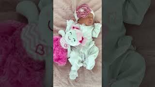 Unique Personalized Baby Gifts for the best baby pics! #cuteasbuttons