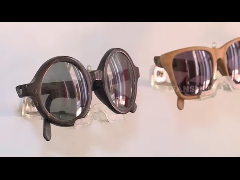 Video: Kapan kacamata berbingkai tanduk populer?