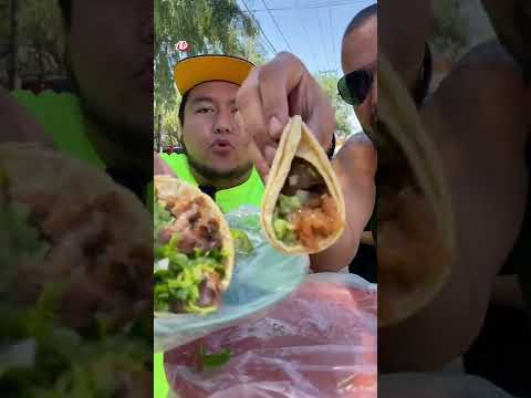 Tacos callejeros en Teatihuacan Mx
