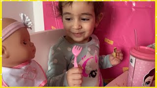 Oyuncak bebek bakma videoları.Asyasu ile oyuncak bebek bakma oyun videosu screenshot 4