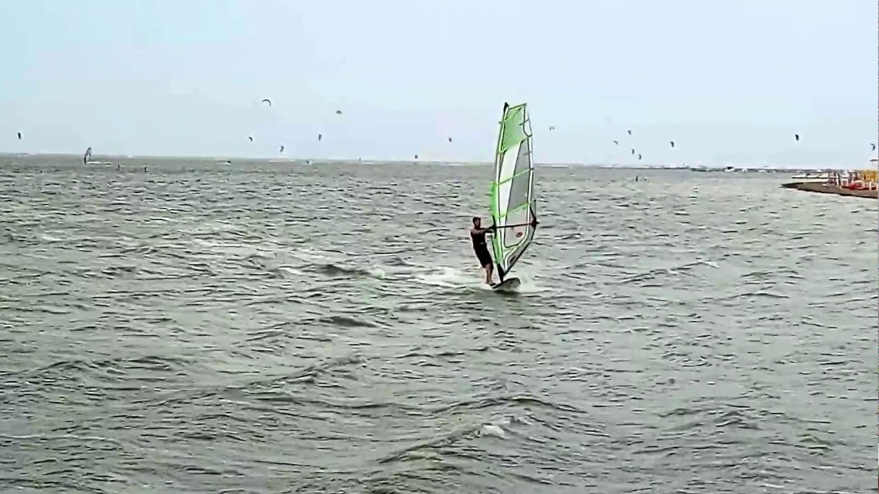 Grado Island The Paradise X Kite Surfers