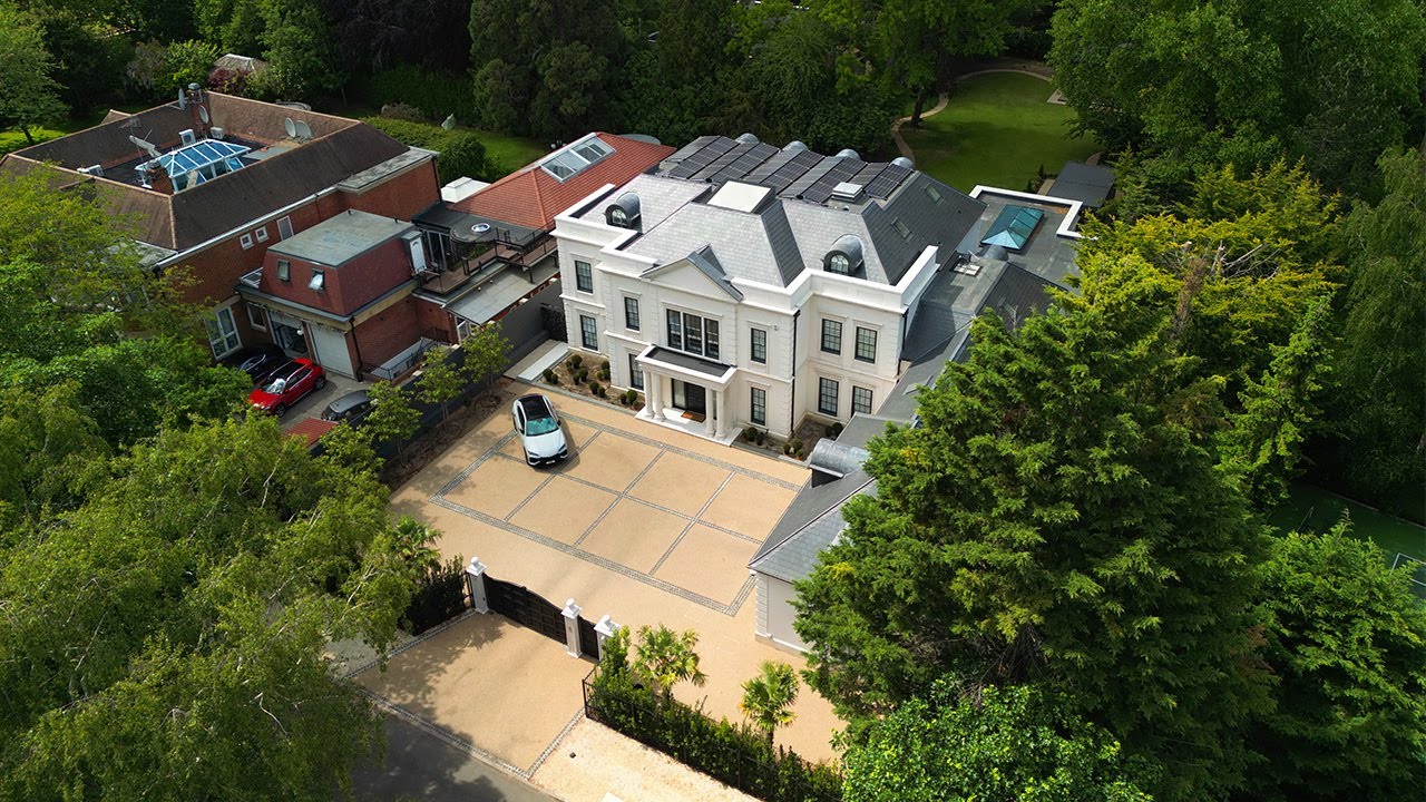 Ashley House | Exclusive Property Listing | DDRE Global