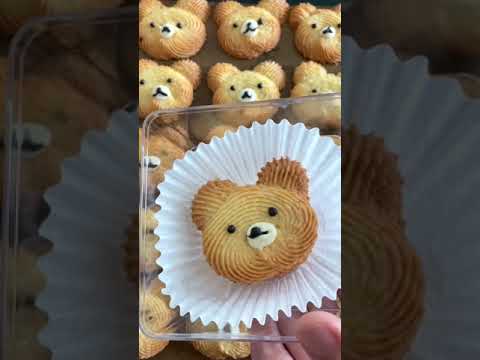 Cute teddy bear cookies