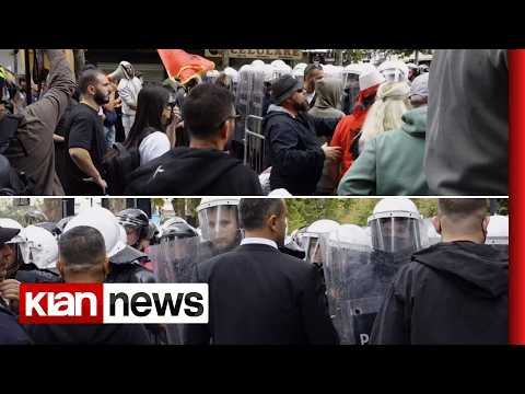 Përleshje mes policisë dhe protestuesve jashtë Kuvendit