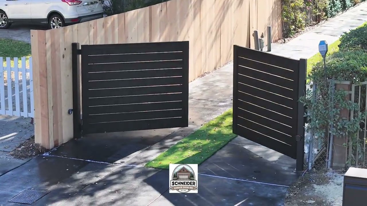 Motorized Aluminum Double Swing Gate | LiftMaster Operator | Los Angeles