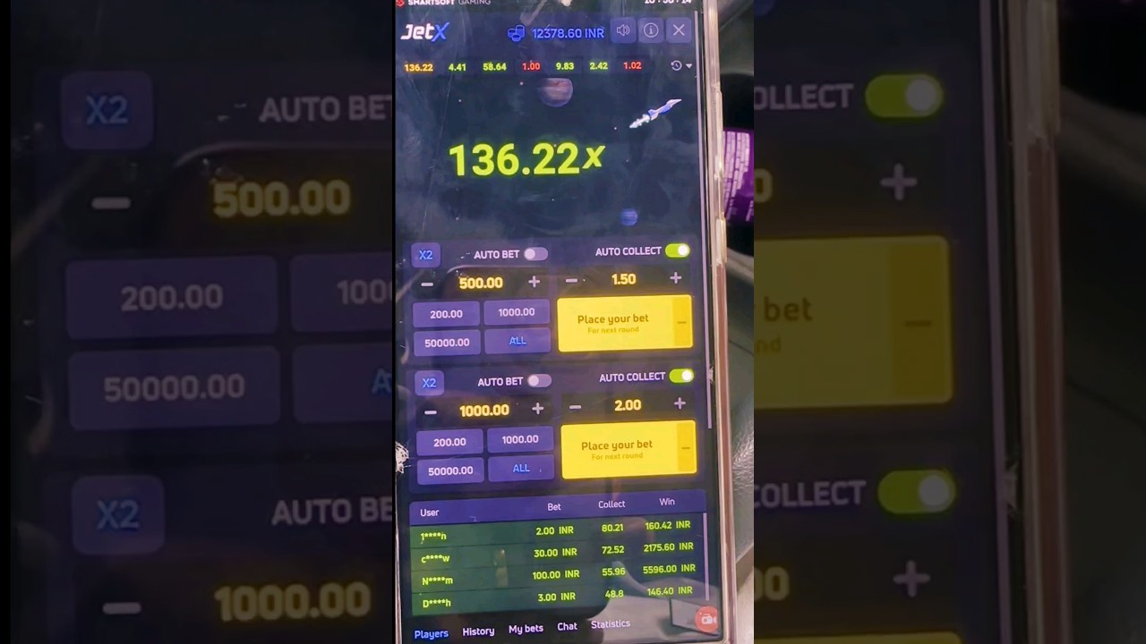 Interfaccia di gioco di un casinò online che mostra slot machine e griglia di selezione