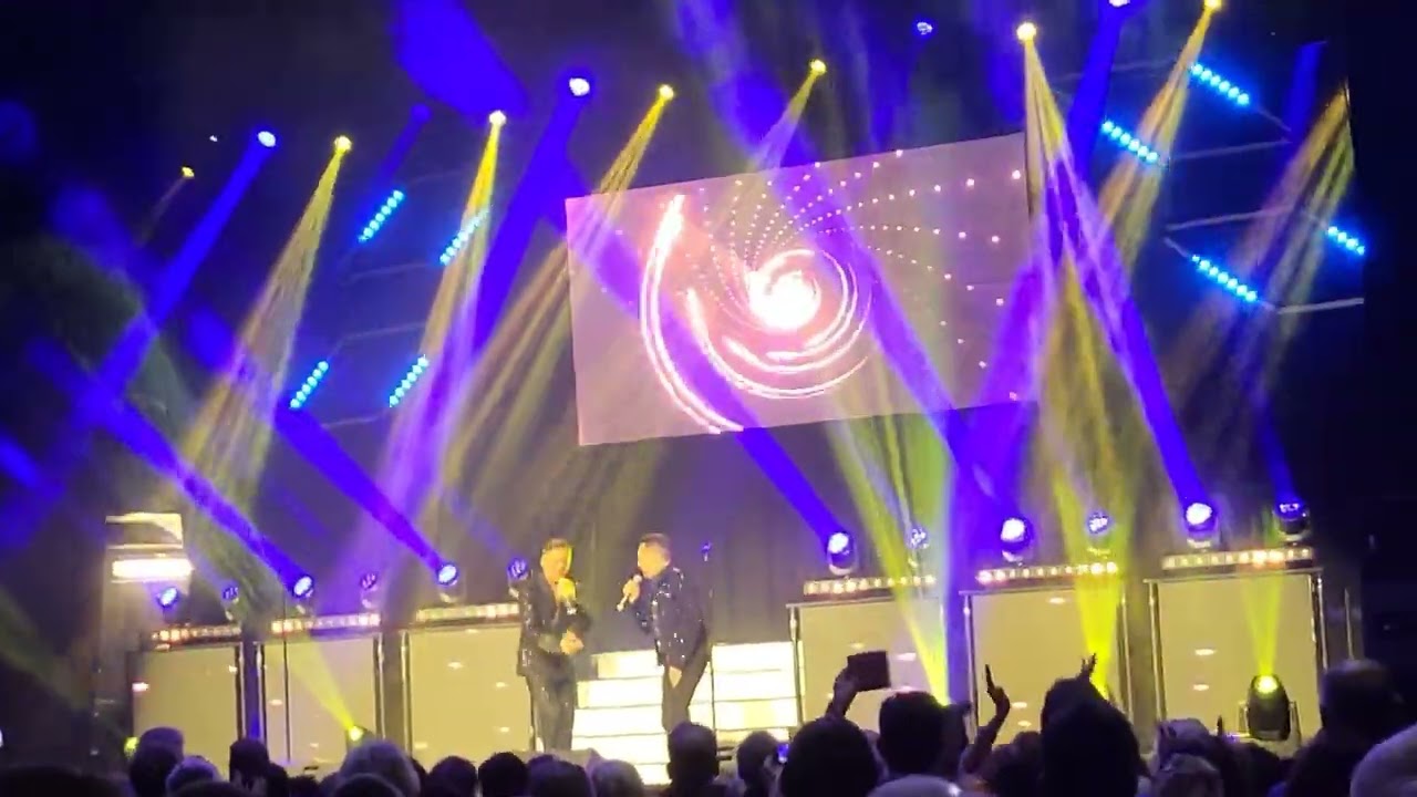 Fantasy Live Wetzlar mit Mela Rose & Sandro 11.04.2024 1/2