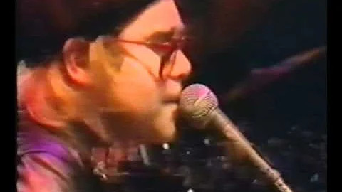 Elton John - Candle In The Wind Live - Wembley 1977