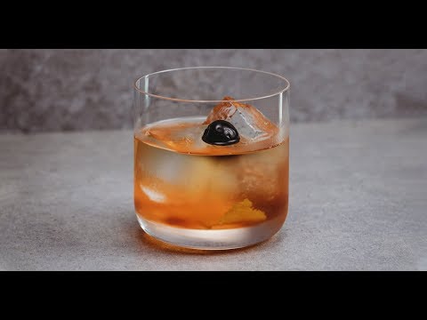 añejo-old-fashioned-cocktail-recipe---liquor.com