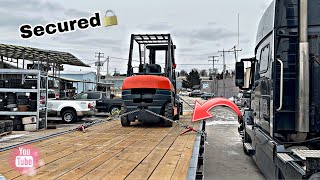 Hotshot trucking| how to secure a forklift (chains, binders, straps)