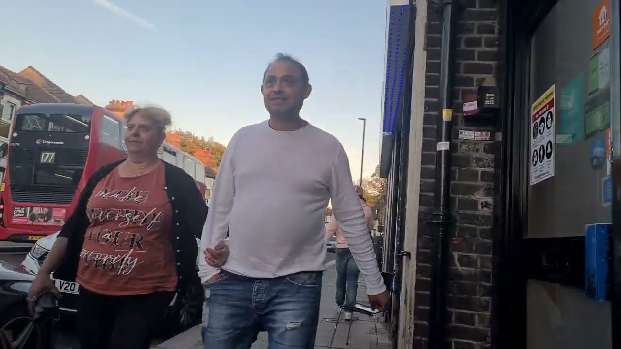 PLUMSTEAD HIGH STREET (2022) Walking Through