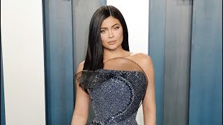 Kylie jenner shows off curves in flirty sequin outfit on ritzy utah
getaway — pics