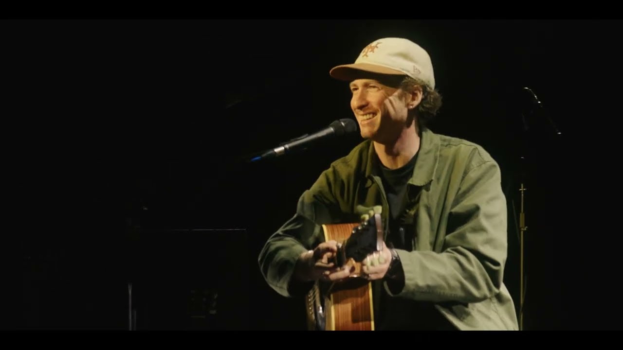 Watch Al Morrison - Elsi (Yn fwy o Neuadd Ogwen) on YouTube Watch Al Morrison - Elsi (Yn fwy o Neuadd Ogwen) on YouTube