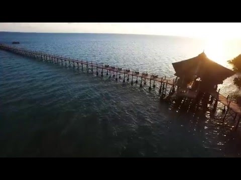 Fundu Lagoon Resort Video