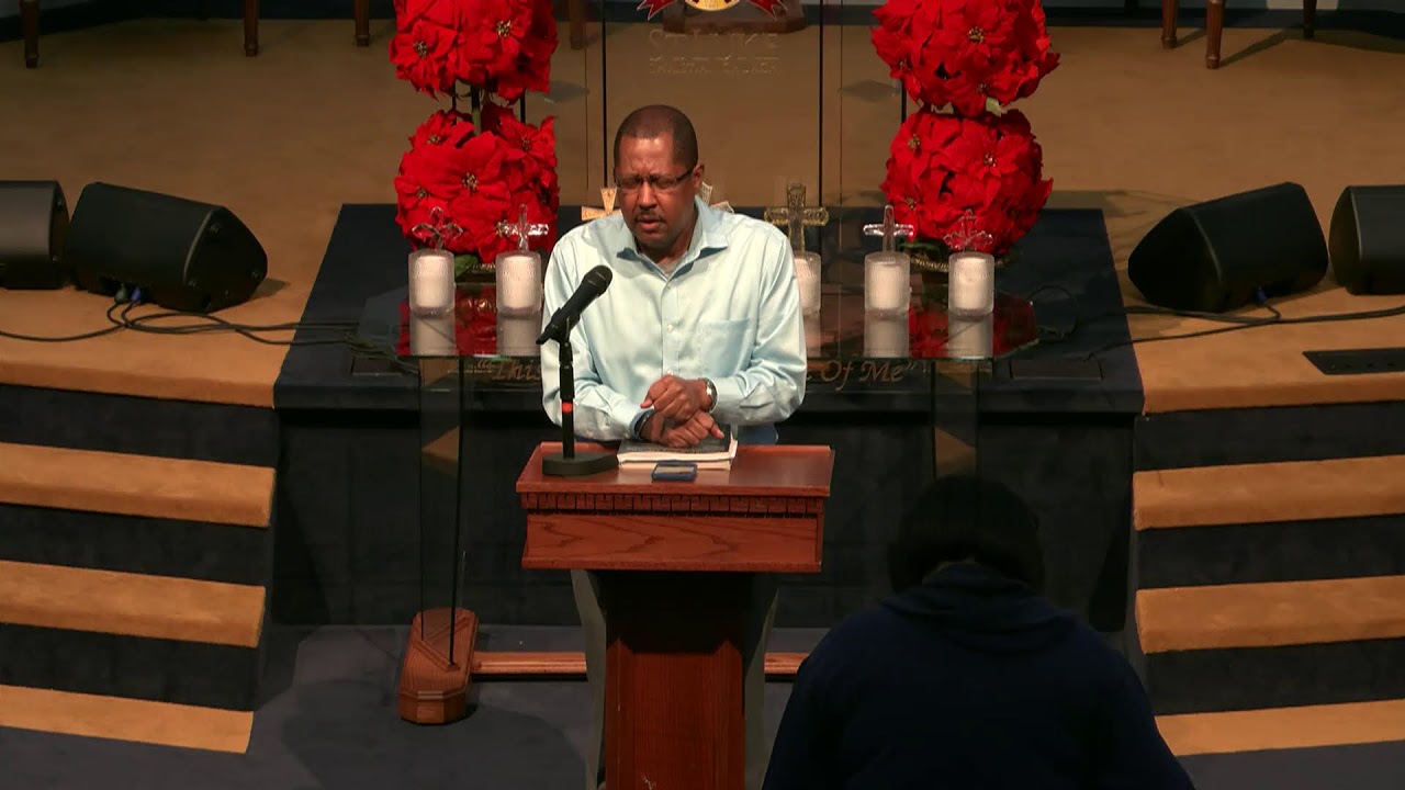 Прямая трансляция из христианской церкви Святого Луки.