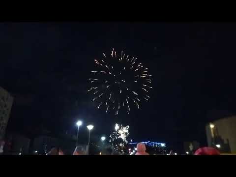 Праздничный салют 9
