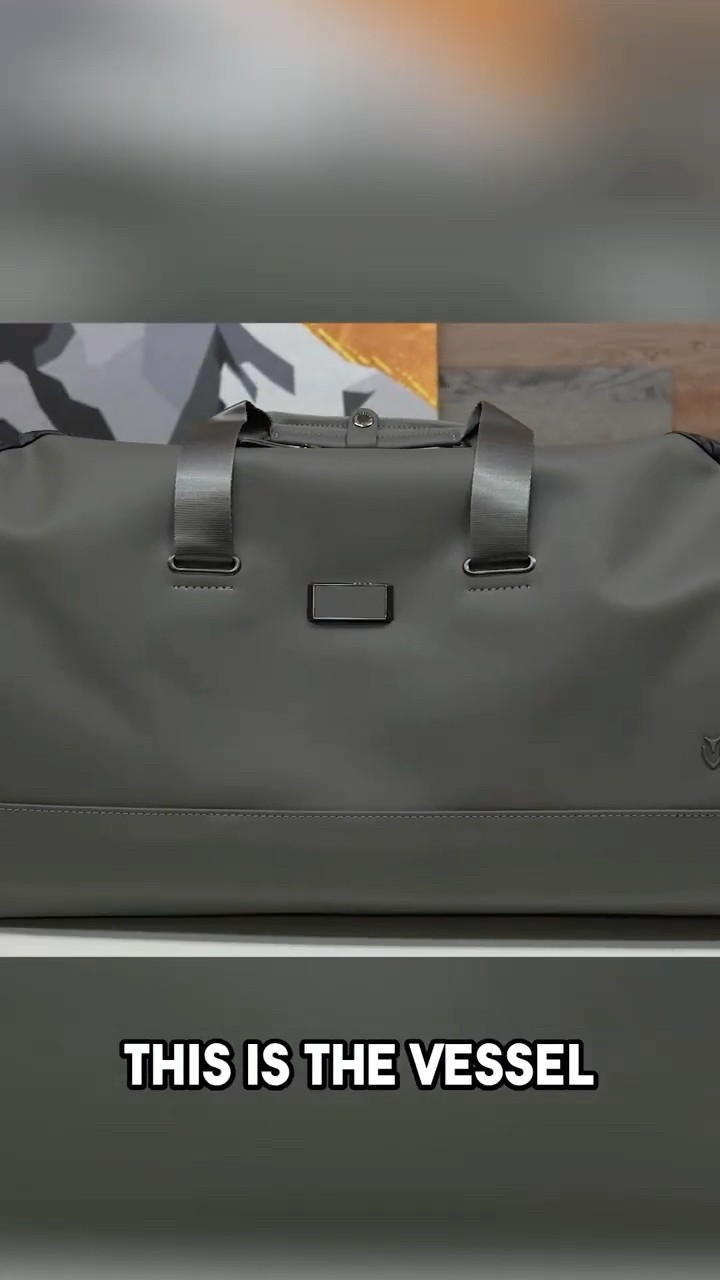 This Vessel Signature Garment Duffel is CRAZY Good #golf #golfer