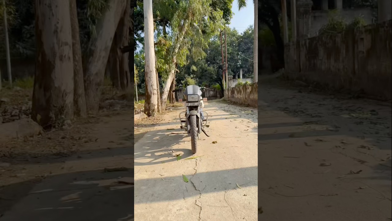 Yah gadi apne aap kese chal rahi hai 😱😨