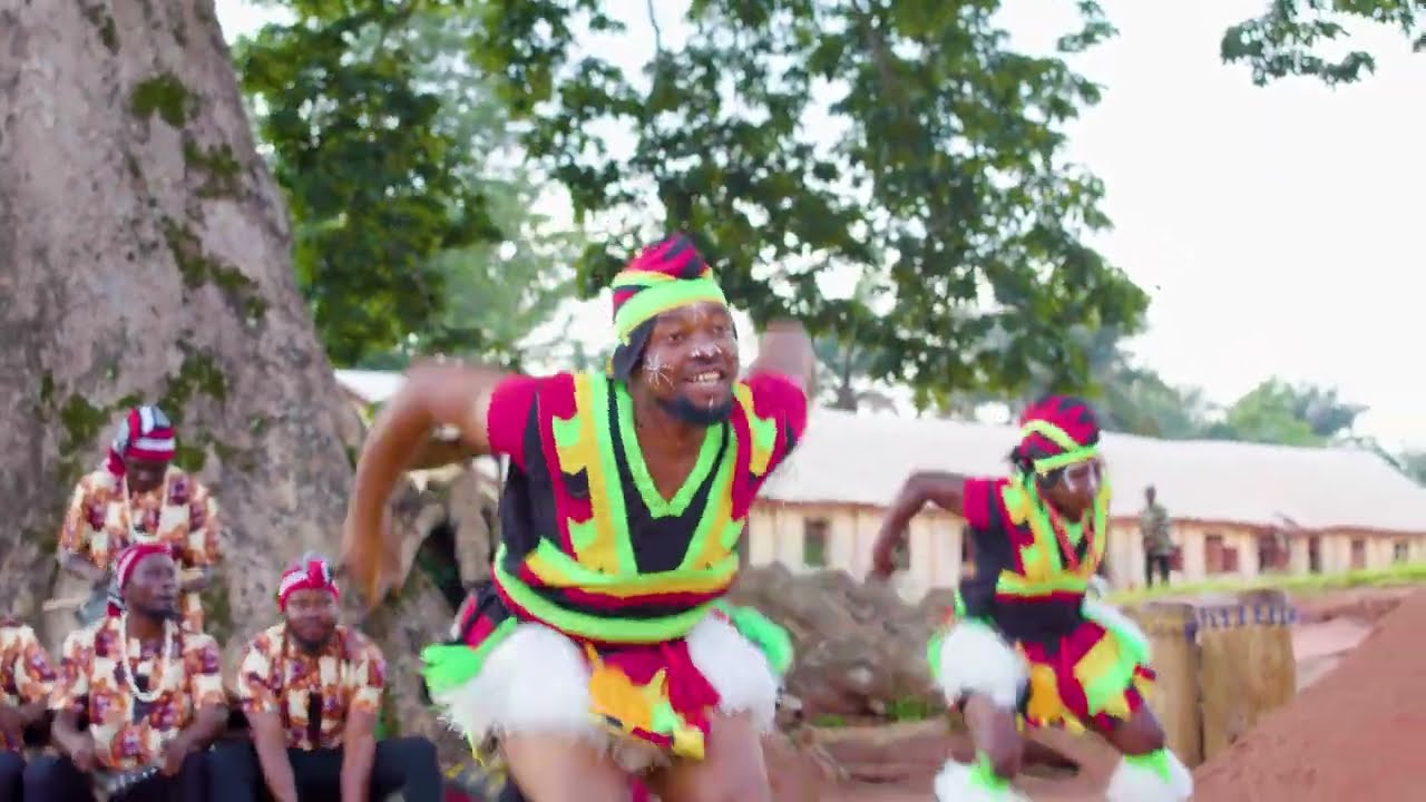 ATỊLỌGWỤ DANCE